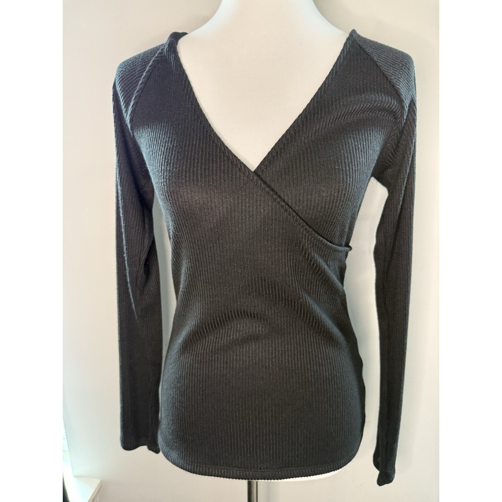 Gap Wrap Front Top Womens Medium Black Ribbed V-Neck Long Sleeve 666254-03-1